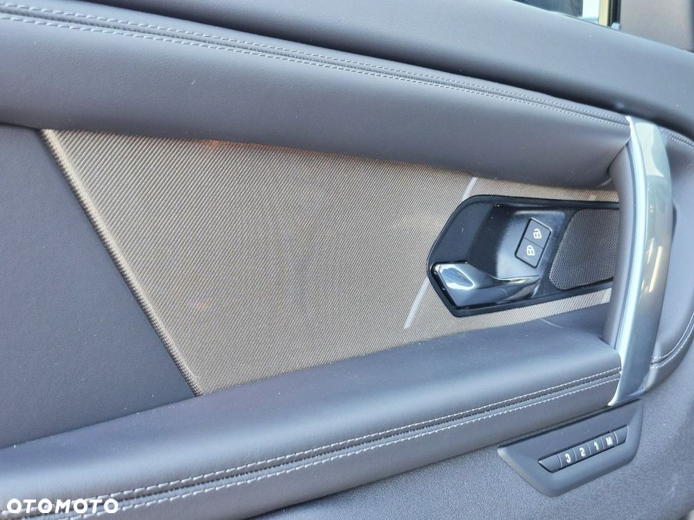 Land Rover Discovery Sport D200 Metropolitan - 20