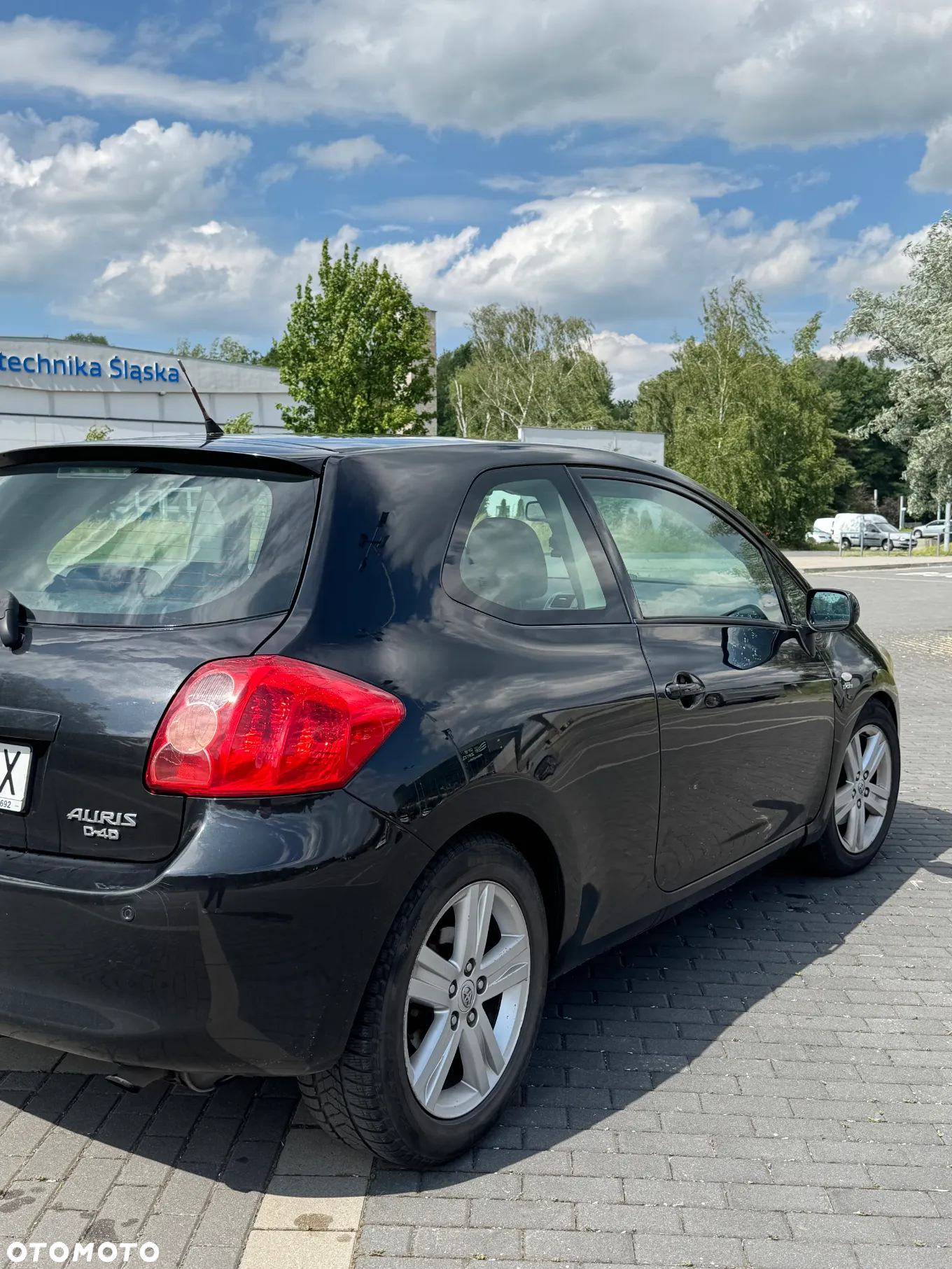 Toyota Auris 2.2 D-4D X - 4