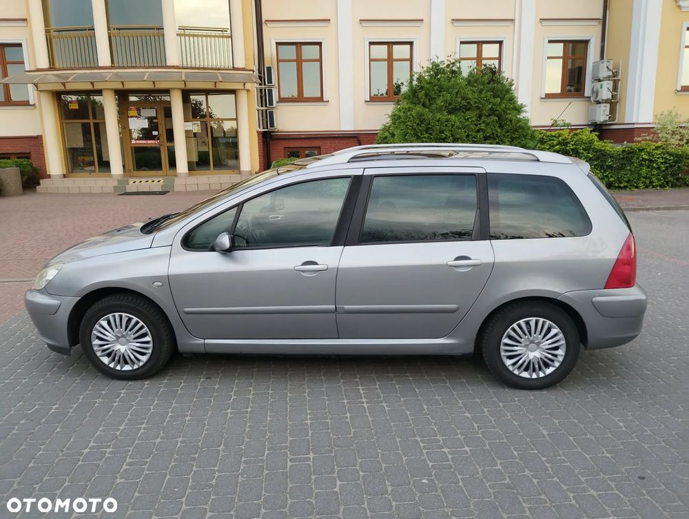 Peugeot 307 135 Premium - 8
