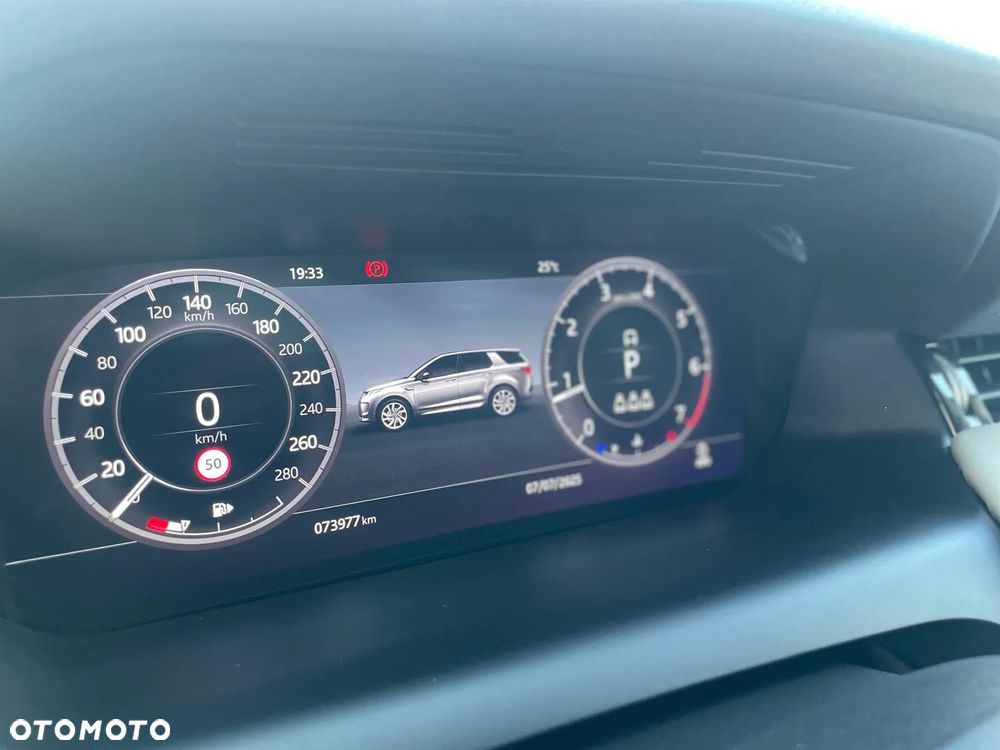 Land Rover Discovery Sport ver-2-0-p200-mhev-hse - 32