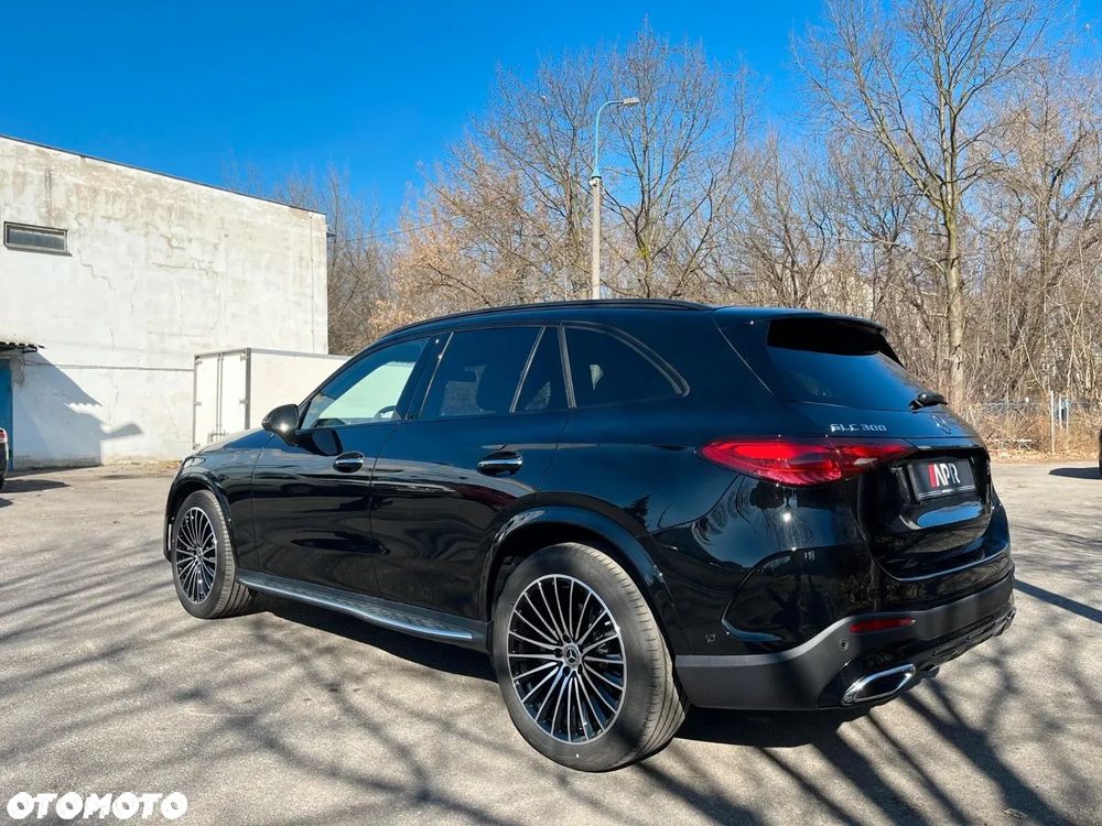 Mercedes-Benz GLC - 7