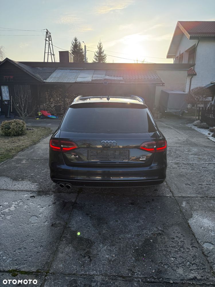 Audi A4 Avant 2.0 TDI ultra - 2