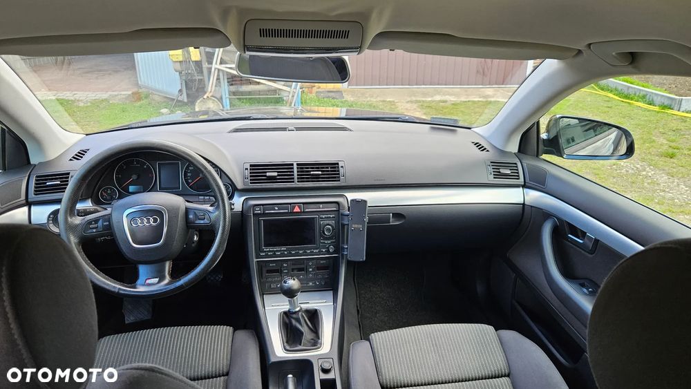 Audi A4 Limousine 2.0 TDI - 12