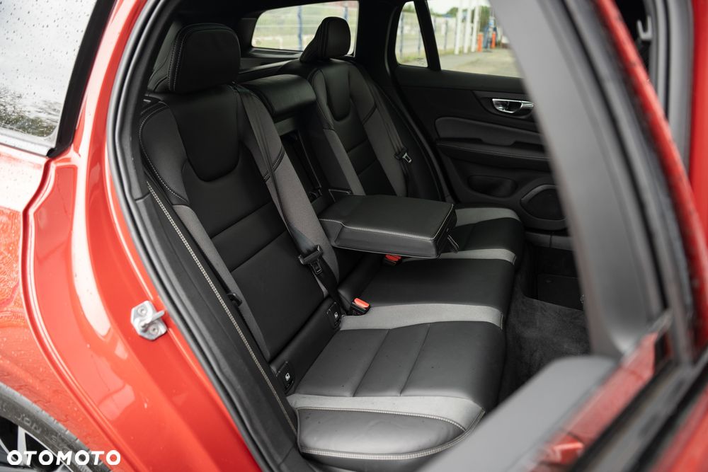 Volvo V60 B4 B Geartronic RDesign - 36