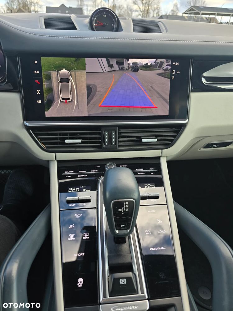 Porsche Cayenne Platinum Edition - 29