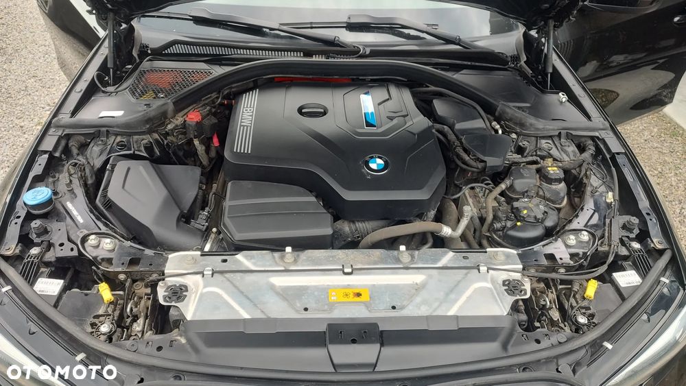 BMW Seria 3 330e Advantage - 40