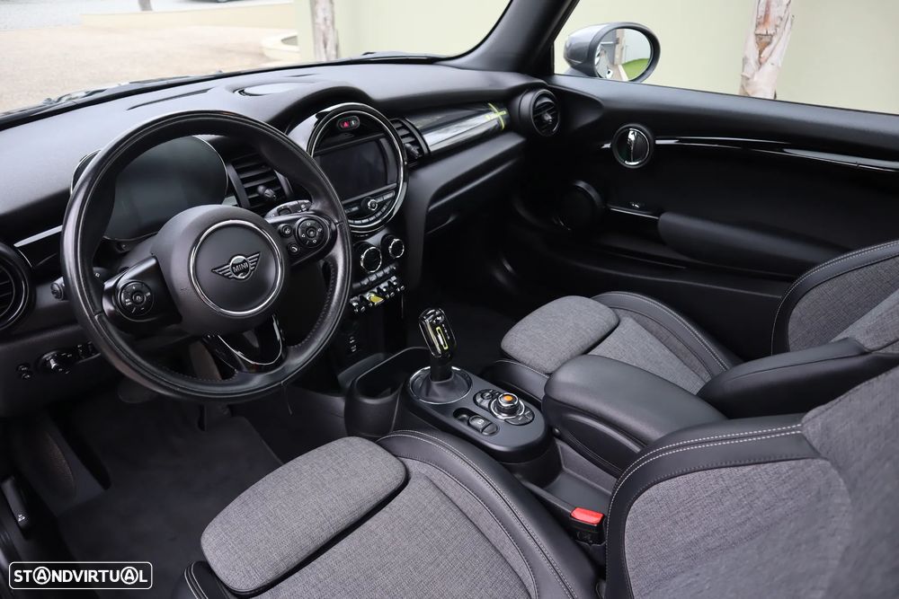 MINI 3 Portas Cooper SE - 19