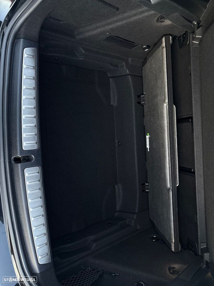 BMW 118 i Pack Desportivo M Auto - 29