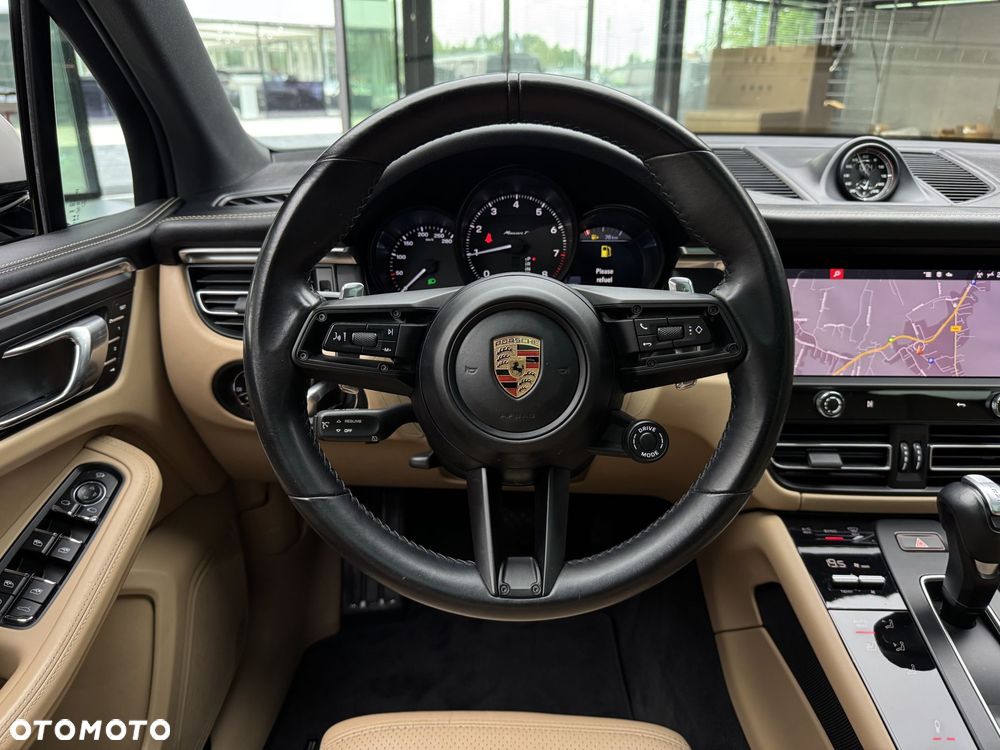 Porsche Macan T - 18