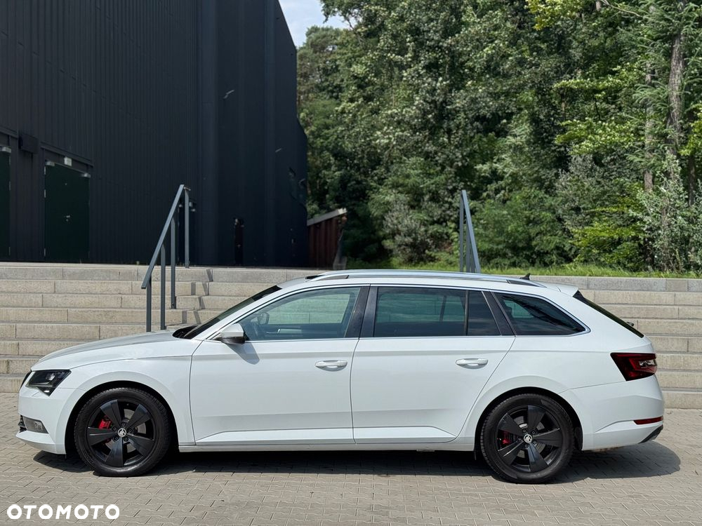 Skoda Superb 2.0 TDI 4x4 DSG SportLine - 6