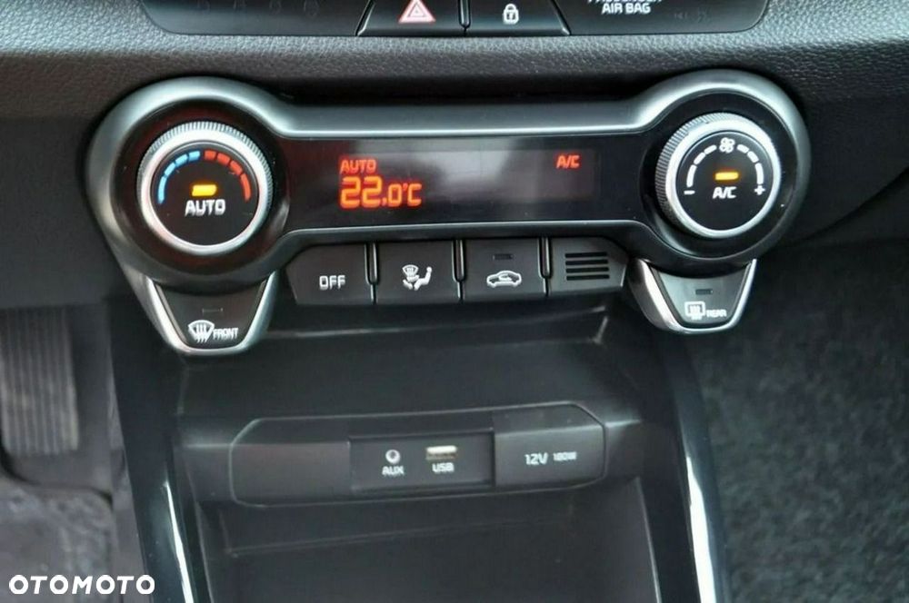 Kia Stonic 1.0 T-GDI 120 Spirit - 22