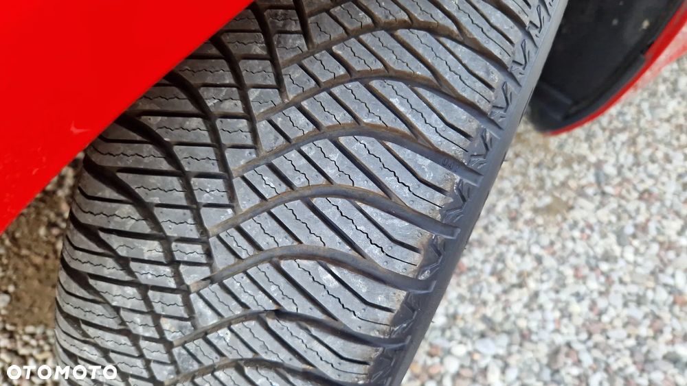 Ford Fiesta 1.0 EcoBoost Titanium - 33