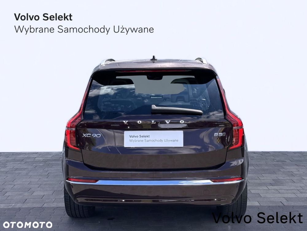 Volvo XC 90 - 8