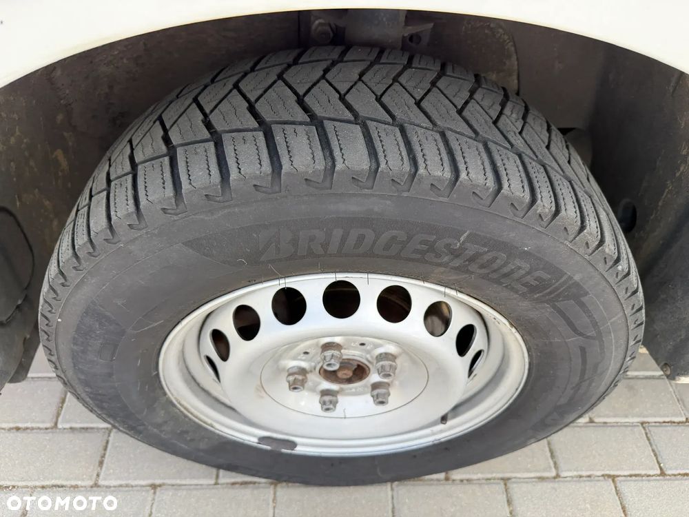 Volkswagen E-CRAFTER - 39