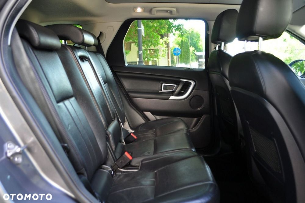 Land Rover Discovery Sport - 8