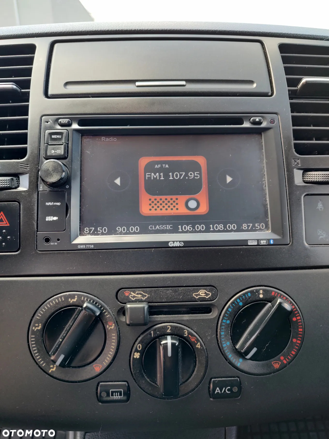 Nissan Tiida 1.6 Visia - 28