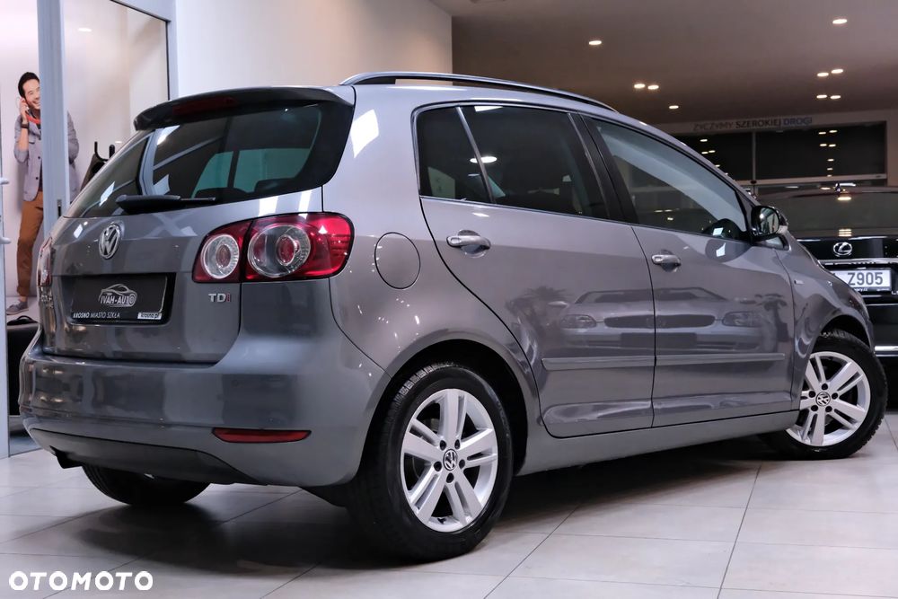 Volkswagen Golf Plus 1.6 TDI DPF MATCH - 10