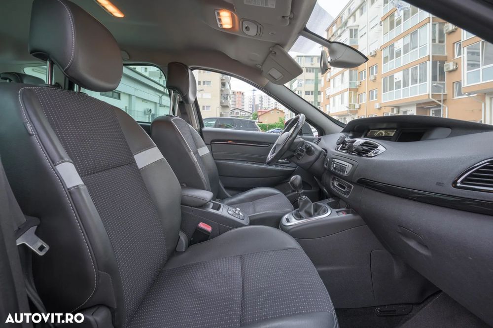 Renault Scenic - 10