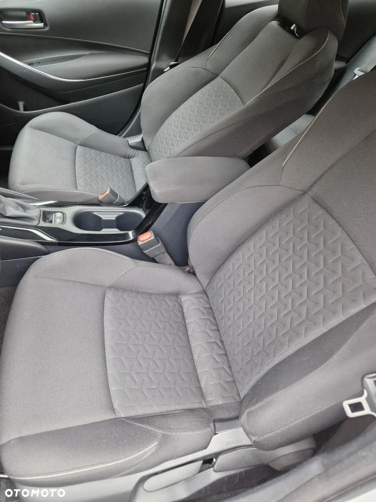 Toyota Corolla 1.8 Hybrid GPF Comfort - 8