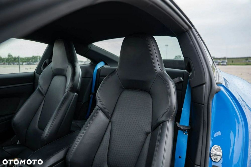 Porsche 911 Carrera S - 25