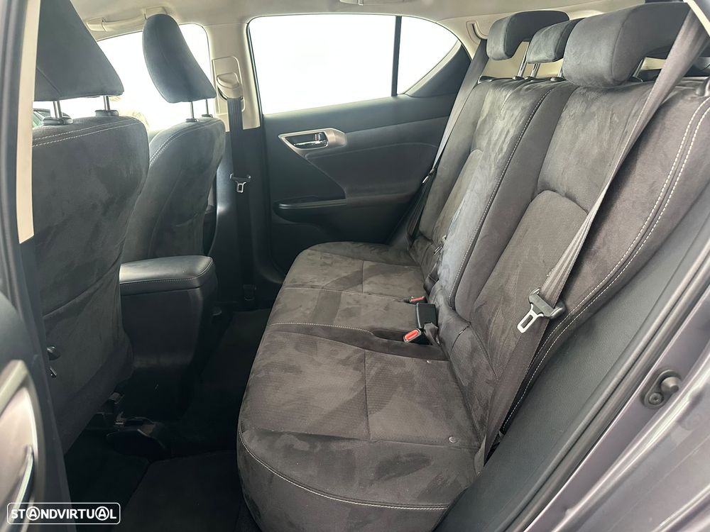 Lexus CT 200h Business - 25