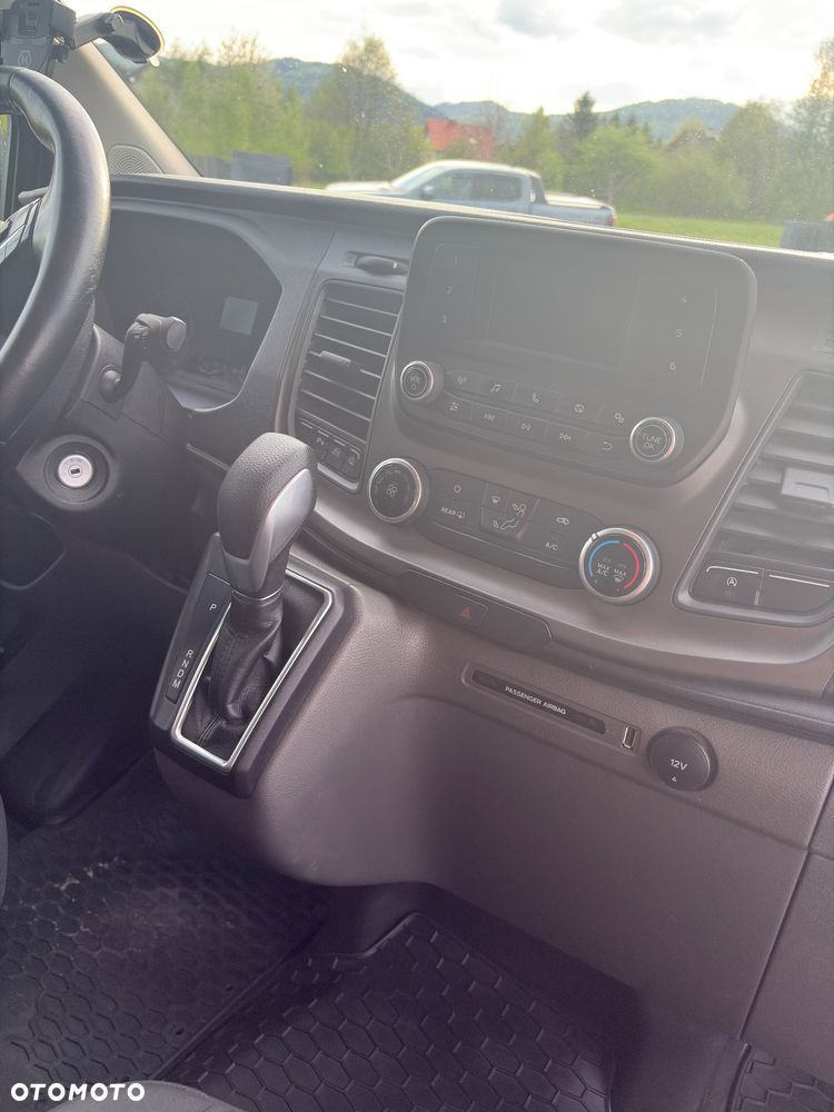 Ford Transit Custom 320 L2H1 Limited (bryg.) - 10