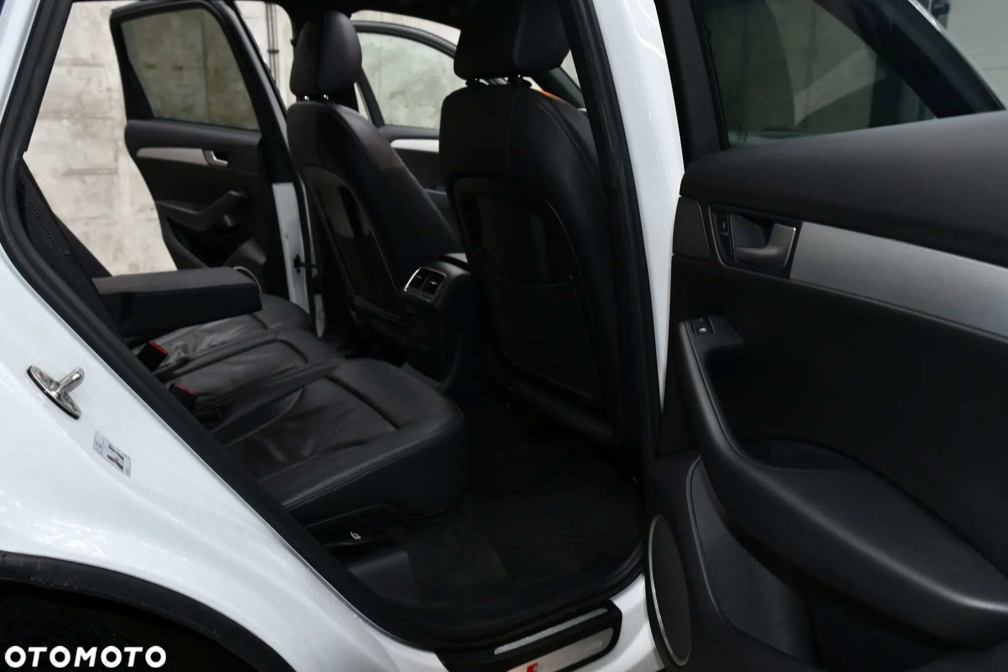 Audi Q5 3.2 FSI Quattro S tronic - 17