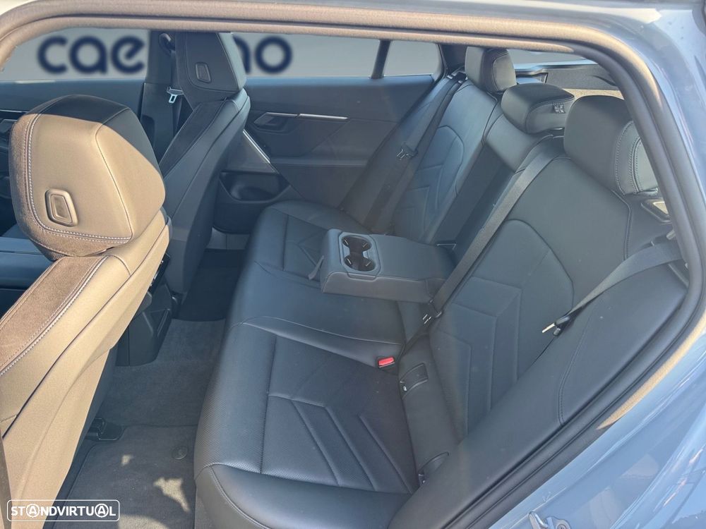 BMW 530 e Pack Desportivo M - 7