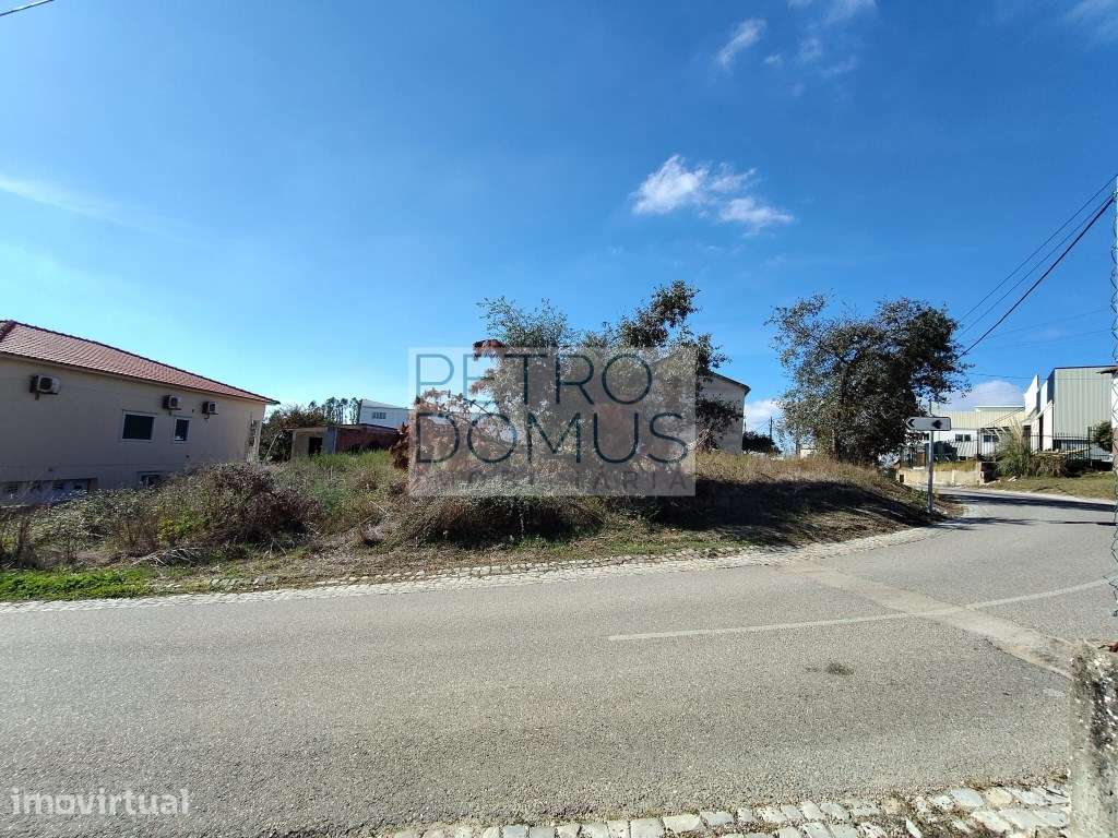 TERRENO RÙSTICO EM ZONA URBANIZÀVEL - BOA VISTA - LEIRIA - Grande imagem: 3/4
