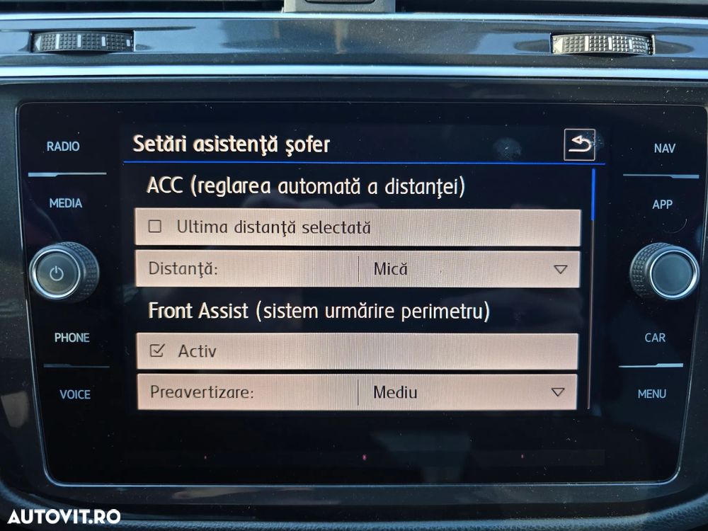 Volkswagen Tiguan - 16
