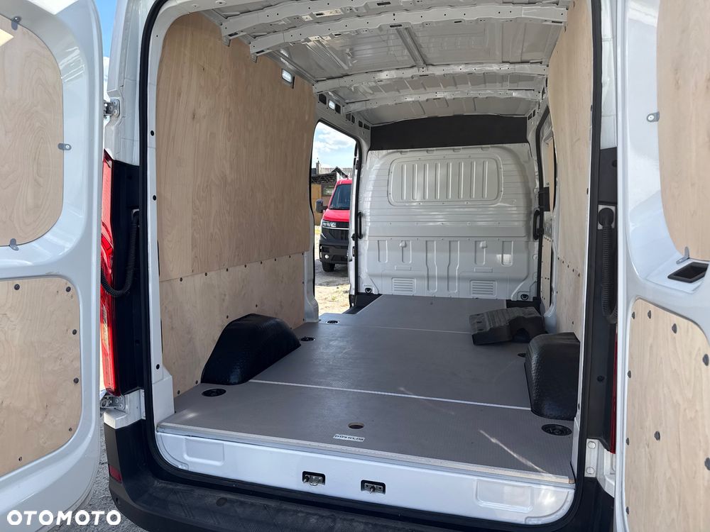 Maxus Edelivery 9 - 8