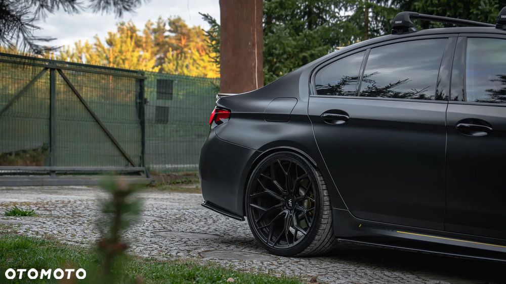 2022 BMW Seria 5 530i xDrive M Sport Edition, photograph 8