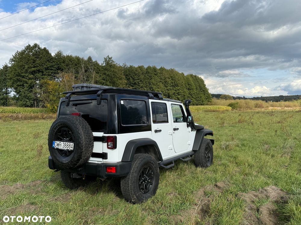 Jeep Wrangler - 16