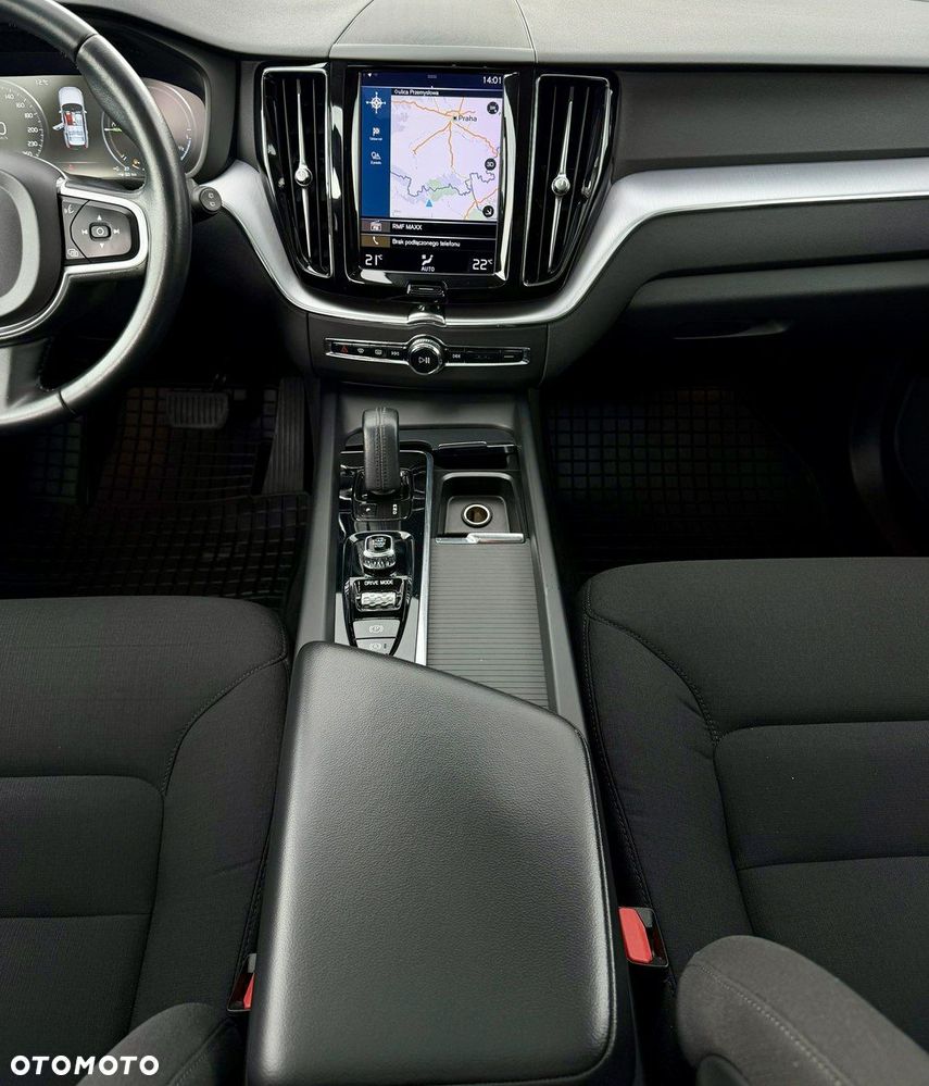 Volvo XC 60 T6 AWD Recharge Geartronic Inscription - 16