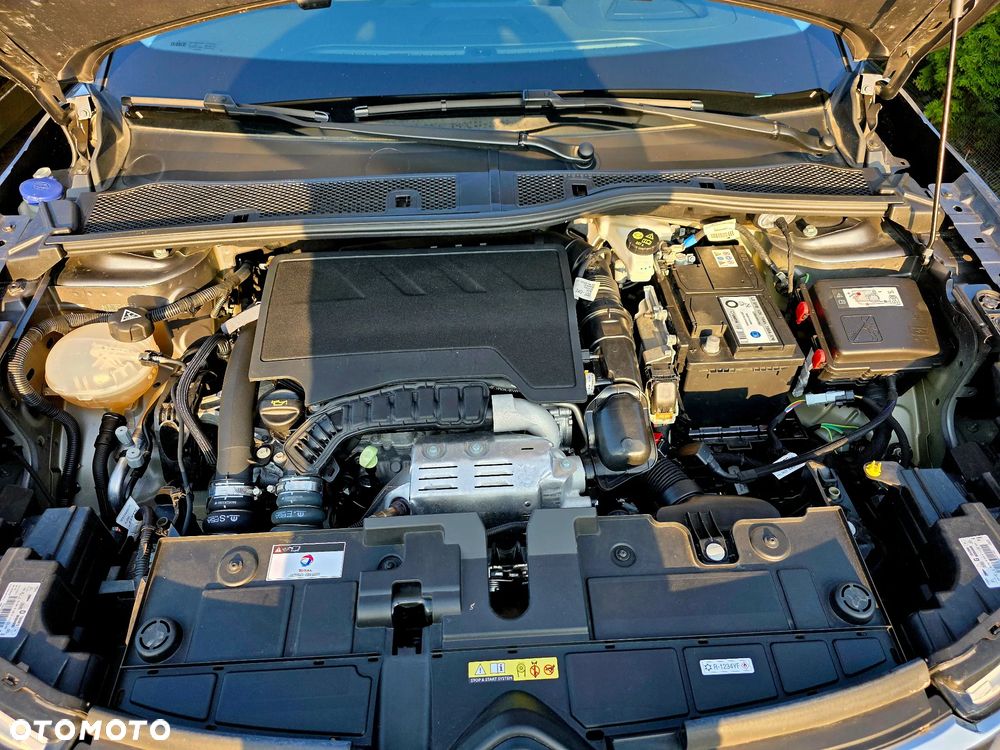 Citroën C4X PureTech 130 Stop&Start EAT8 SHINE - 11