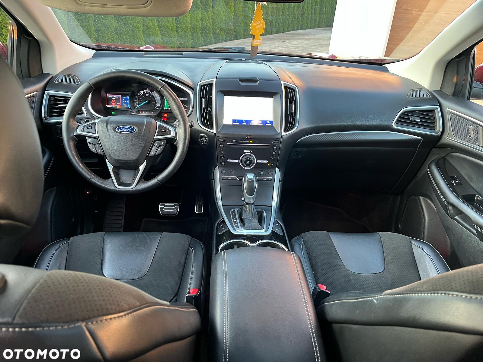 Ford Edge - 16