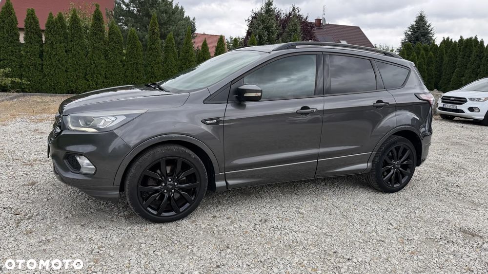 Ford Kuga 2.0 TDCi 2x4 ST-Line - 13