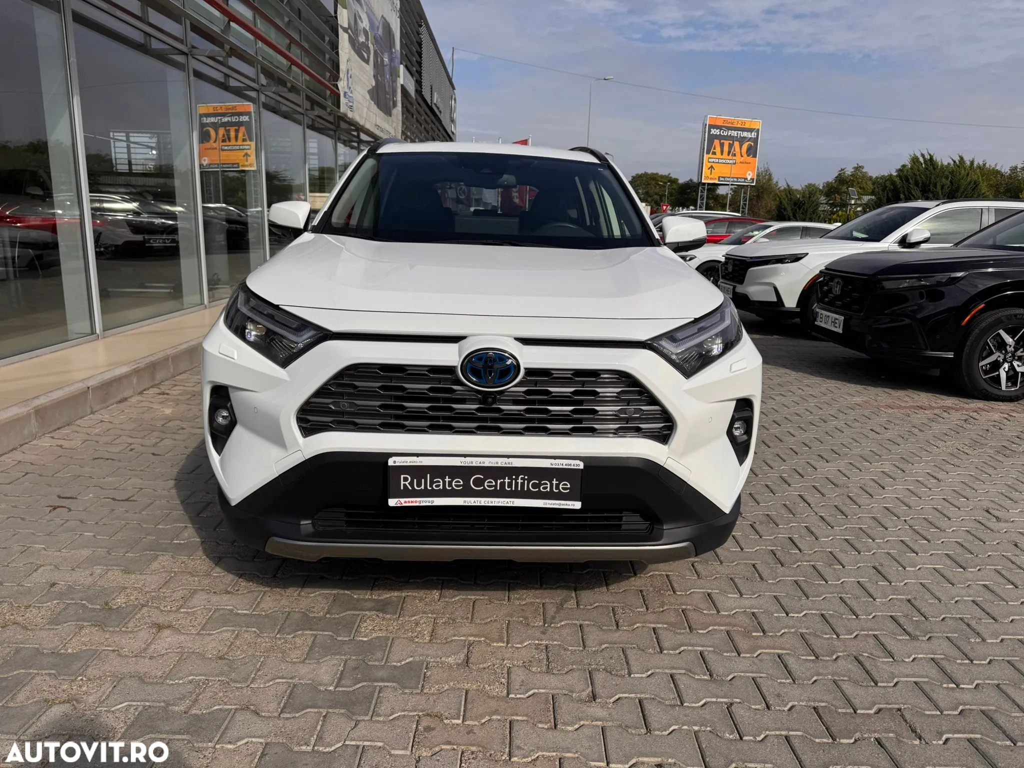 Toyota RAV4 2.5 Hybrid VVT-iE 4x4 Luxury - 4