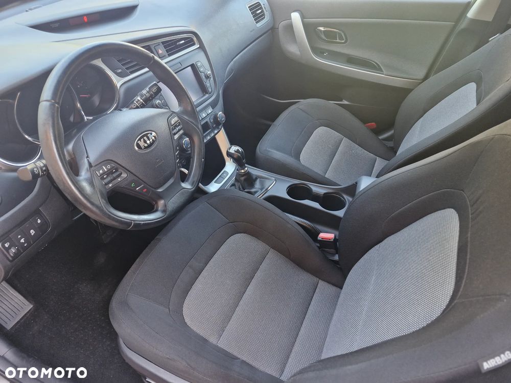 Kia Ceed 1.6 CRDi L - 21