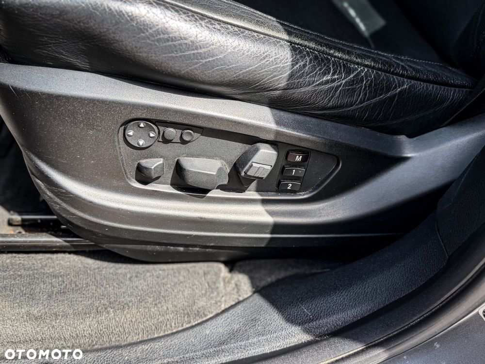 BMW X5 3.0sd - 27