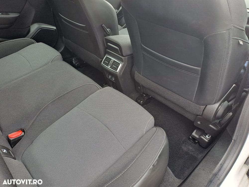 Renault Megane Blue dCi 116 Life - 10