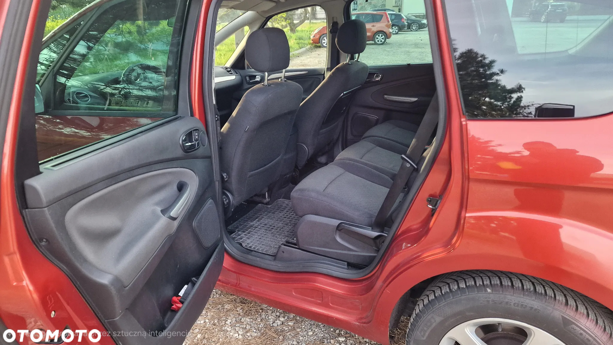 Ford S-Max - 7