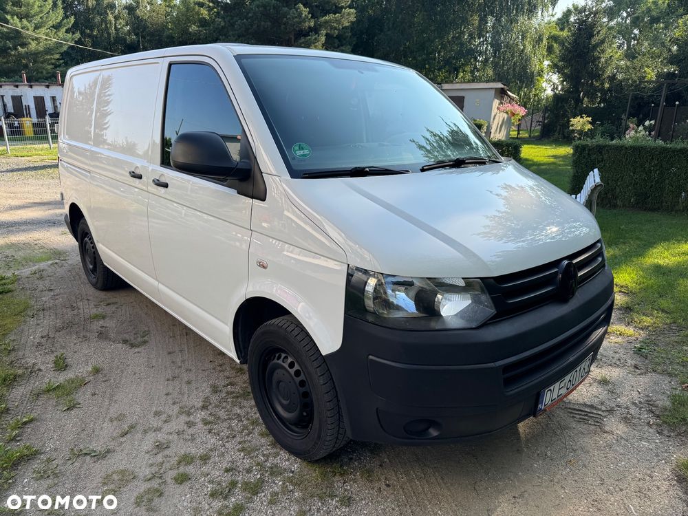 Volkswagen Transporter - 2