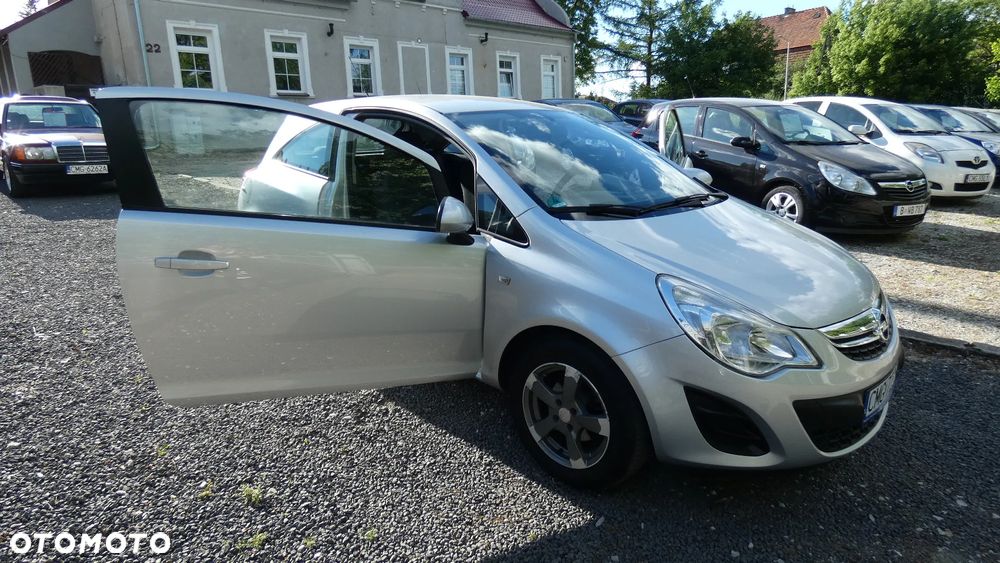 Opel Corsa 1.2 16V Enjoy - 9