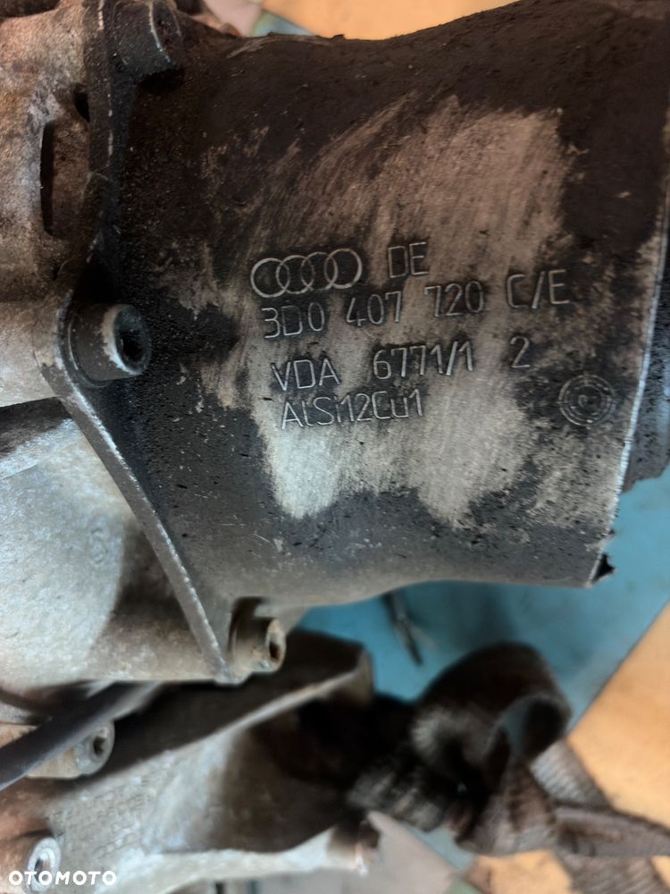 SKRZYNIA AUTOMATYCZNA AUTOMAT ROZDZEILACZ REDUKTOR AUDI S4 B7 B6 4.2 1071137028 3L86 - 11