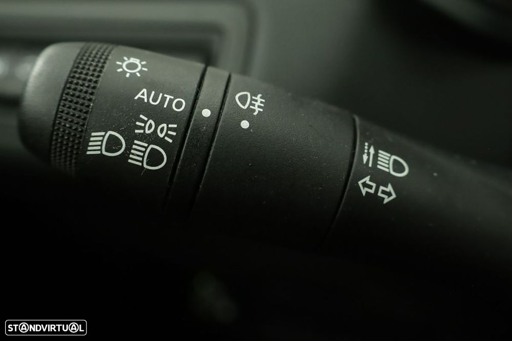 Renault Captur 1.0 TCe Techno Bi-Fuel - 17