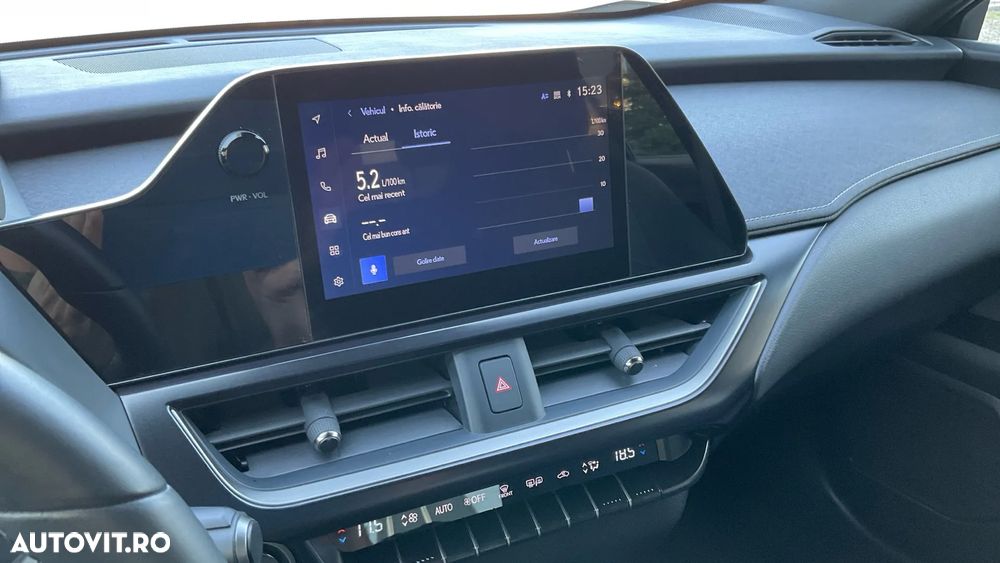 Lexus UX 250h Business Edition - 25