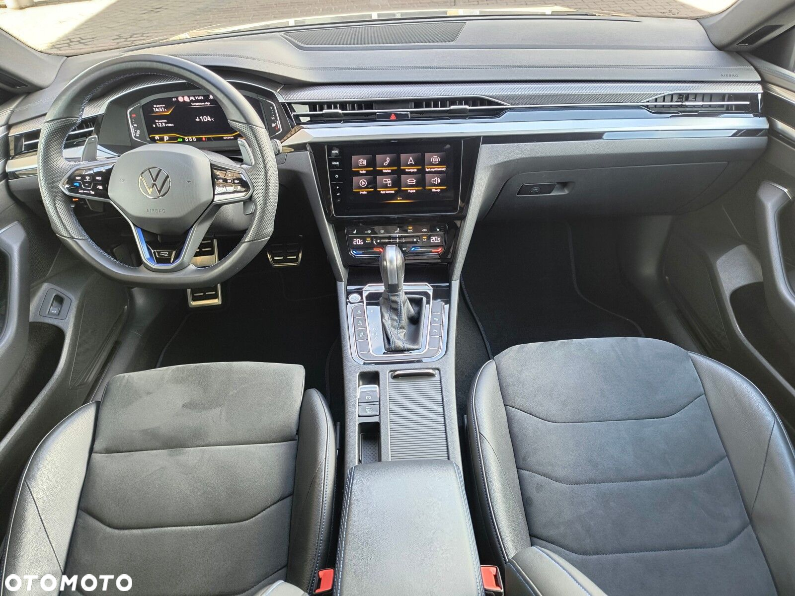 Volkswagen Arteon 2.0 TSI 4Motion R DSG - 28