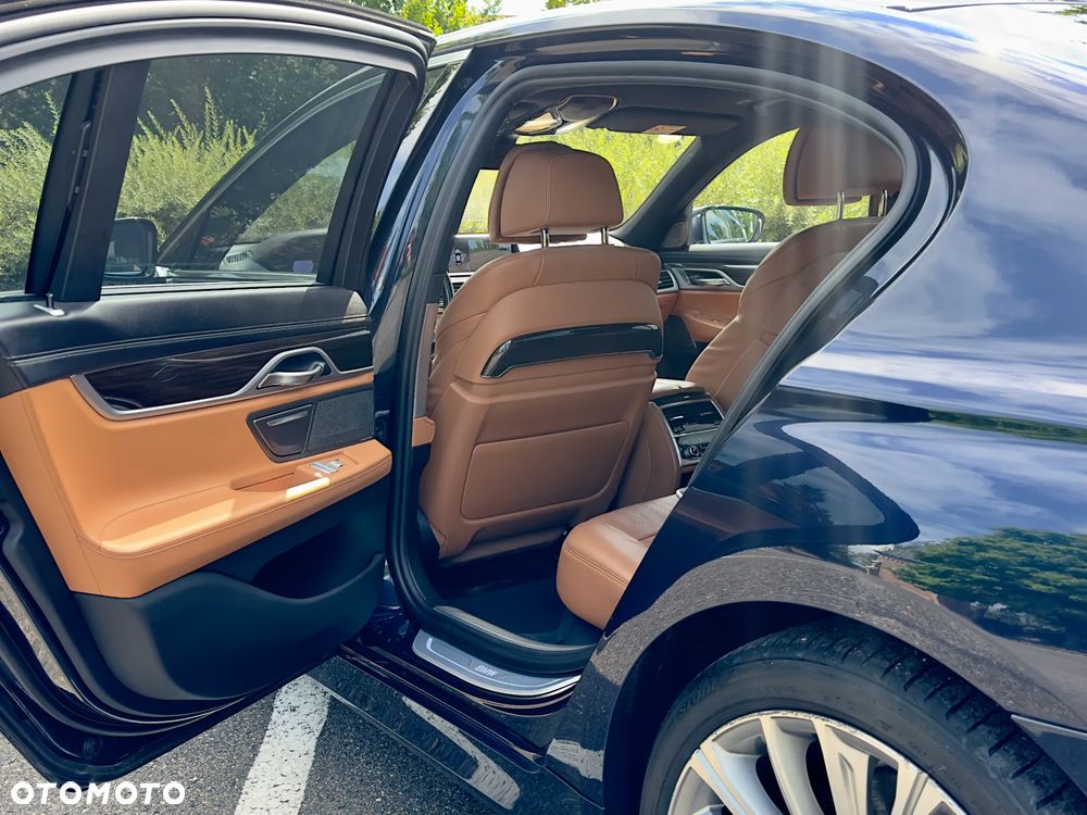 BMW Seria 7 740d xDrive - 7