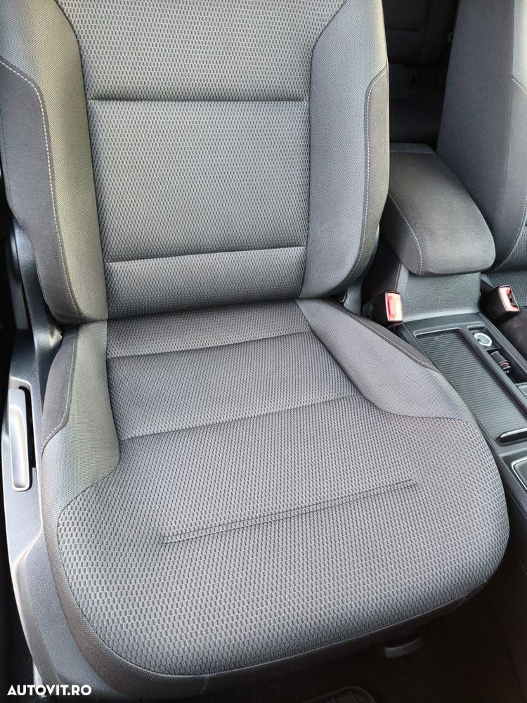 Volkswagen Golf - 15